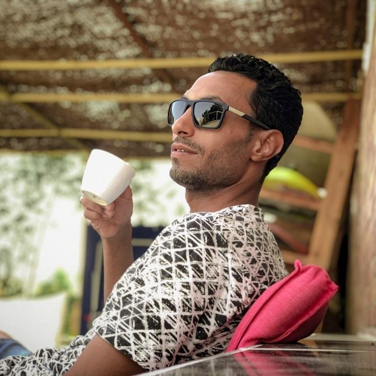 Oliver Smith - Founder of Glad Shore Tangent